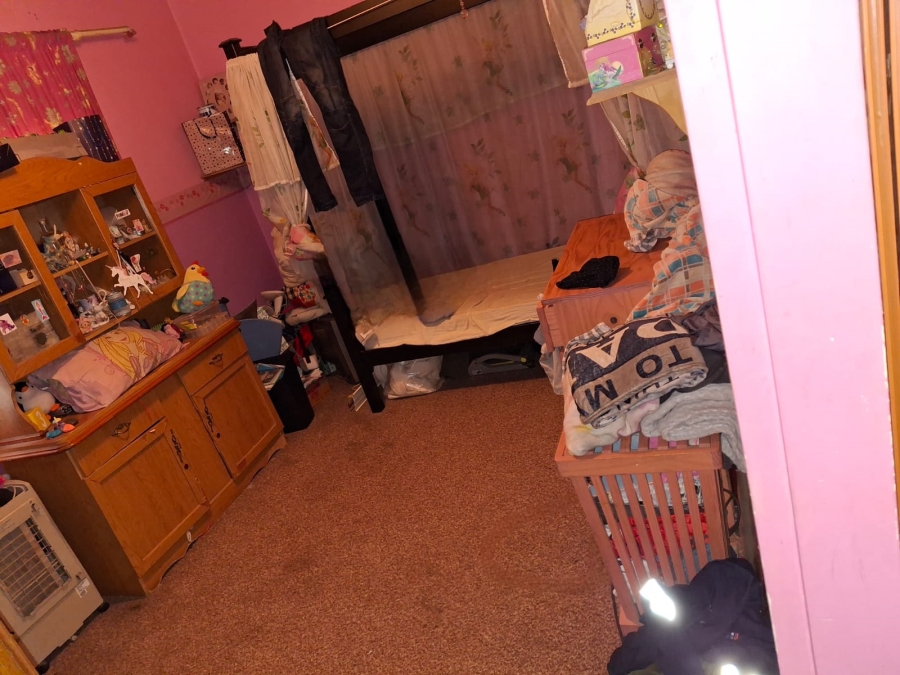 4 Bedroom Property for Sale in Oos Einde North West